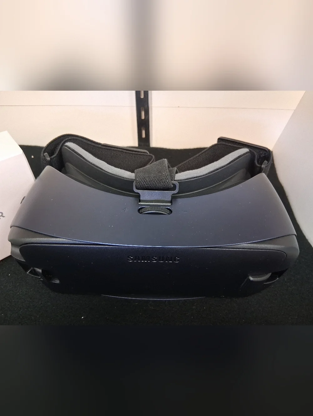 Samsung Gear VR Headset - Black/Blue , NIB , Item 108